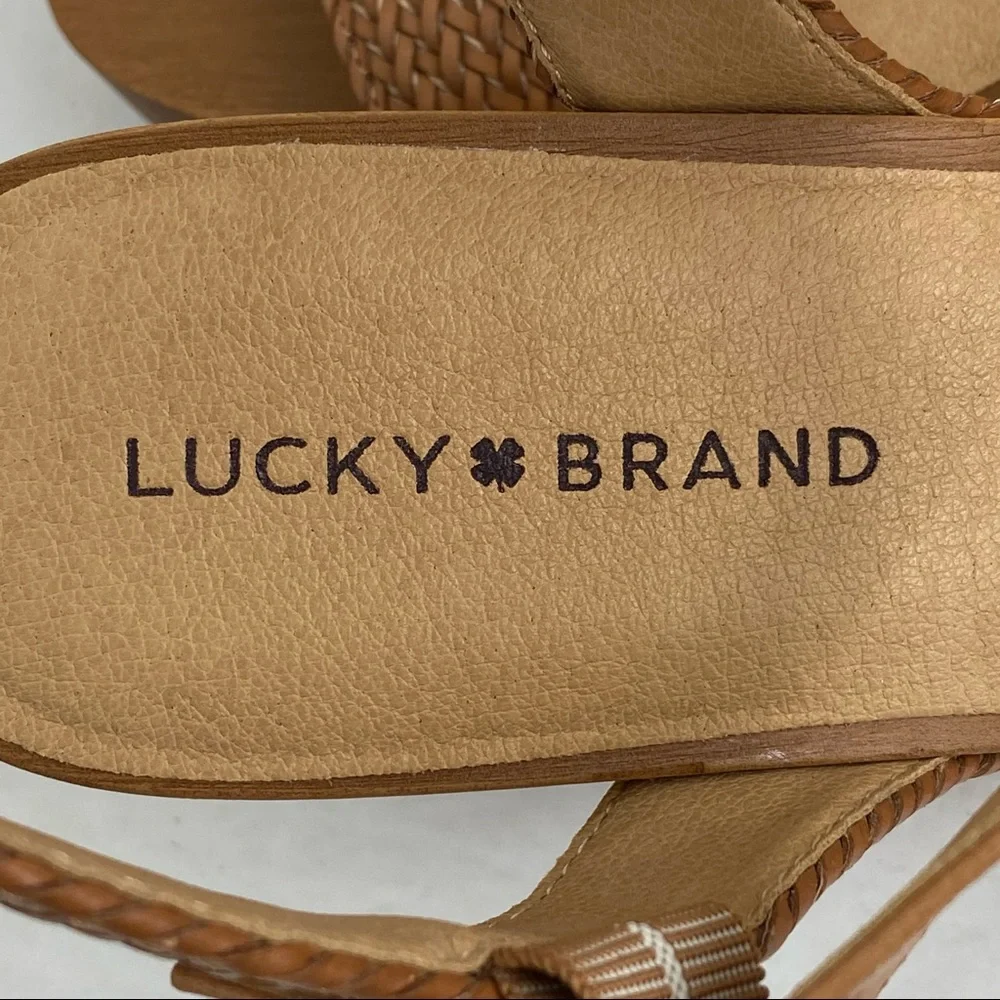 Lucky Brand Zyler Sz 9.5 Women’s Tan Macaroon Weevel Weave Woven Wedge Sandals
